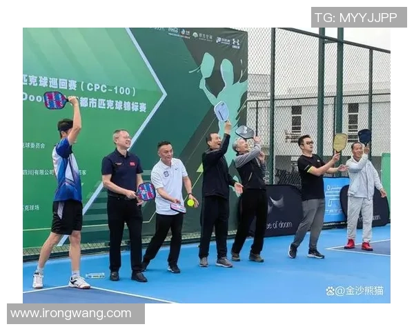 成都网球队荣登网球节奏排行榜第八名展现实力与风采